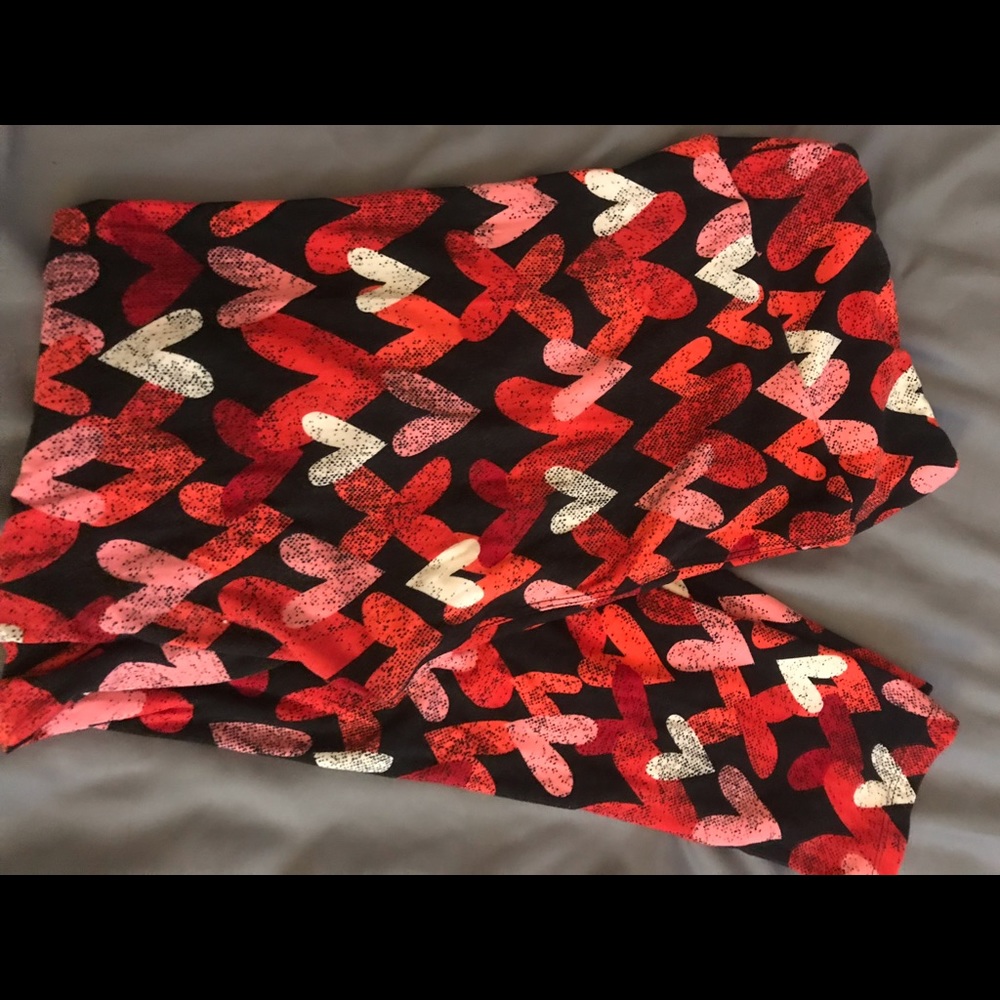 LuLaRoe VALENTINES DAY TC Leggings